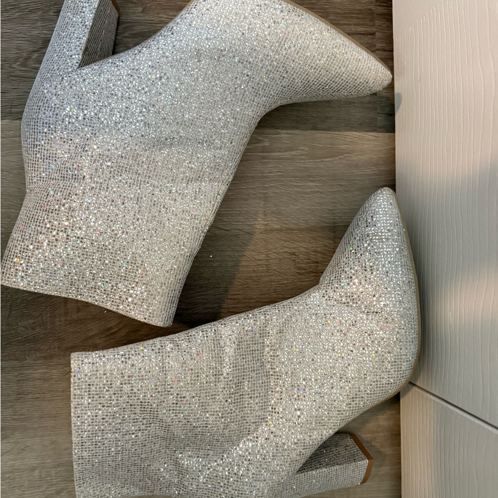 Elegant Silver Women's Ankle Boots